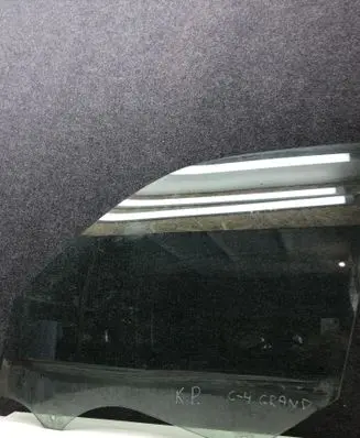 Citroen C4 Grand Picasso Front door window glass four-door