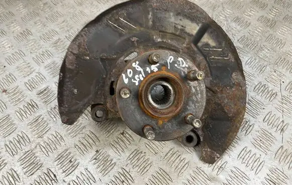 Subaru Legacy Front wheel hub