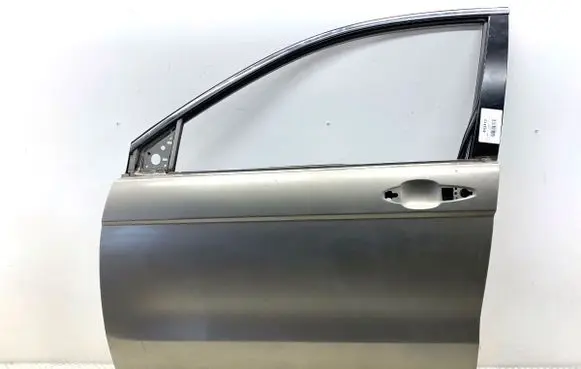 Honda CR-V Front door 