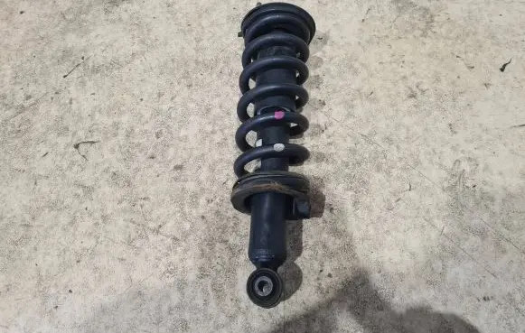Mercedes-Benz X-class W470 Front shock absorber/damper 561105XA0B