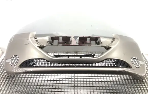 Peugeot 208 Front bumper