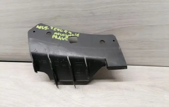 Tesla Model 3 Front bumper mounting bracket 108416900B 1084169