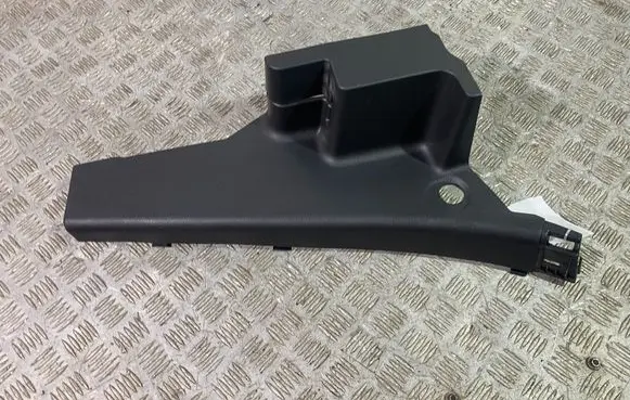 Mercedes-Benz X-class W470 Rear seat side bottom trim 769385XA0A