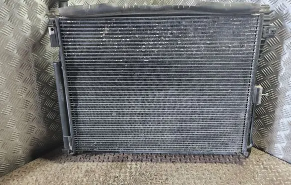 Jeep Grand Cherokee Radiator set 68252637AB 52014787AC S68360080763