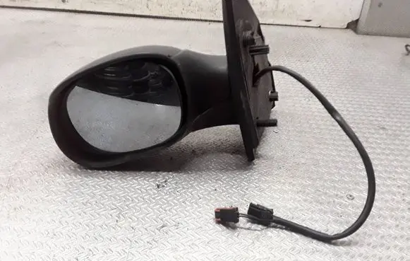 Citroen C2 Front door electric wing mirror E9024442
