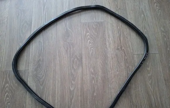 Ford Mondeo MK V Front door rubber seal ASV