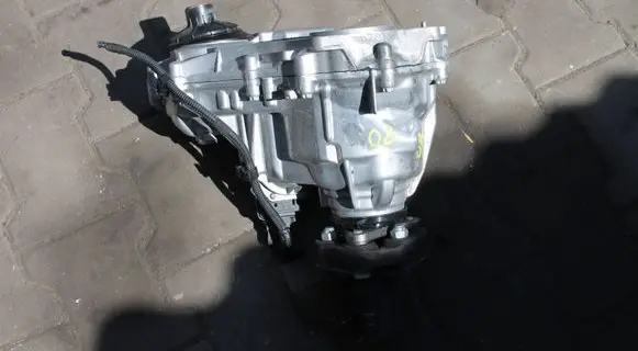BMW X1 U11 Gearbox transfer box case 2710VA