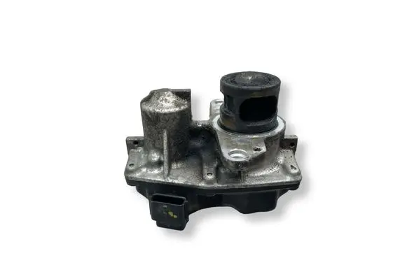 Nissan Qashqai EGR valve 147101478R 125103703 H8201061004