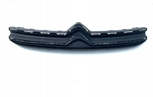 Citroen C4 Cactus Front bumper upper radiator grill 9824153277