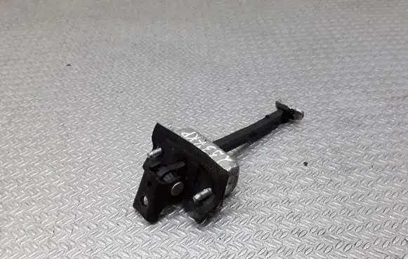 Ford Focus Front door check strap stopper