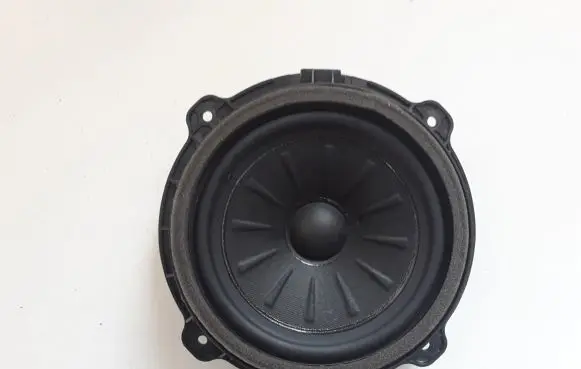 Hyundai Tucson TL Front door speaker 96330D3000