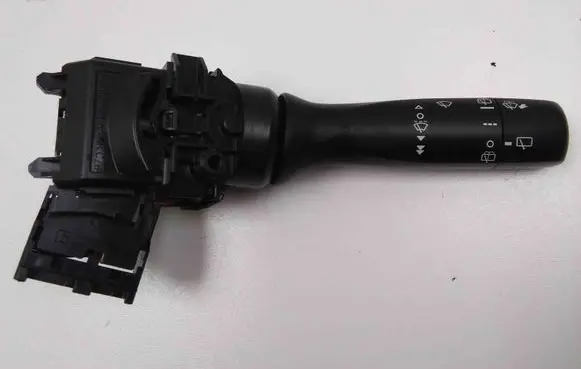 Toyota Yaris Wiper speed switch 17F761 17F144