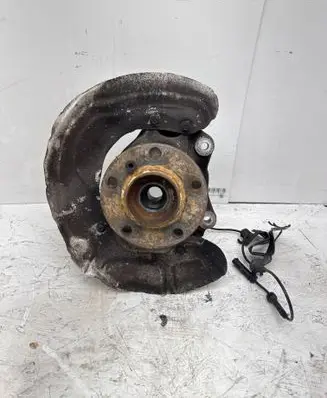 BMW 4 F36 Gran coupe Front wheel hub 685900305 6859003