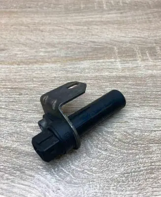 BMW 5 E39 Crankshaft position sensor 2243560