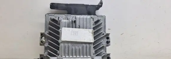 Renault Scenic II - Grand scenic II Engine control unit/module 8200565863