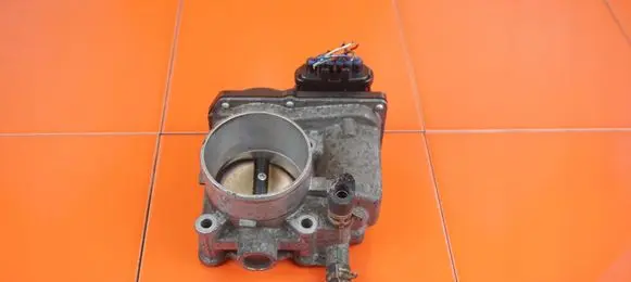 Suzuki Grand Vitara II Throttle body valve 19MB37