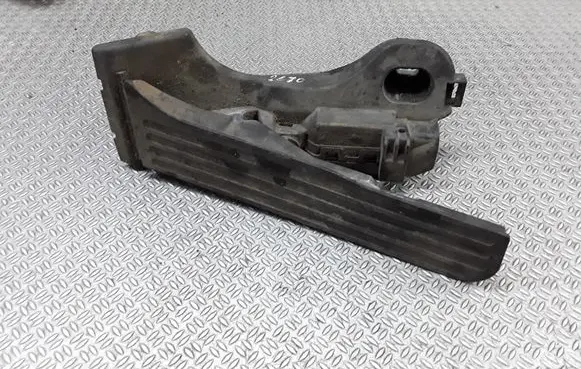 Volkswagen Caddy Accelerator throttle pedal 1T1721503E