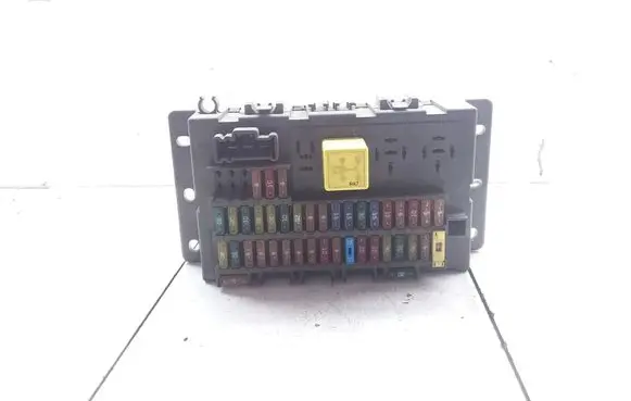 Rover 75 Fuse module YQE103138 518174503