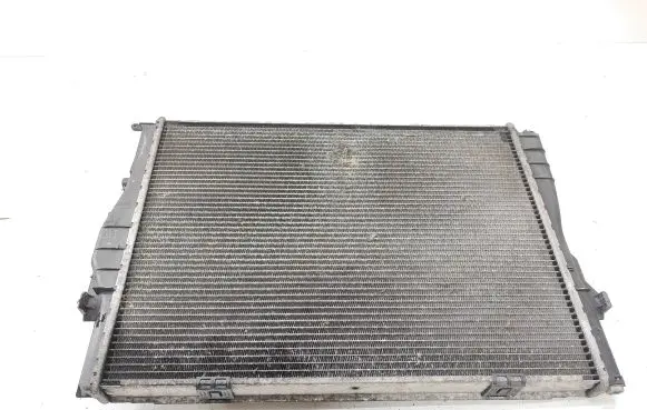 BMW 3 E90 E91 Coolant radiator 7559273