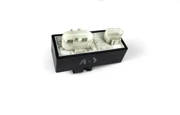Audi A3 S3 8L Coolant fan relay 1j0919506h 898884000