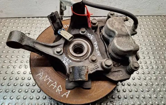 Opel Antara Front wheel hub spindle knuckle S25056277