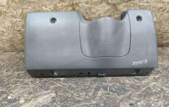 Chevrolet TrailBlazer Dashboard lower bottom trim panel 15178570 15178574
