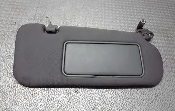 KIA Sorento Sun visor