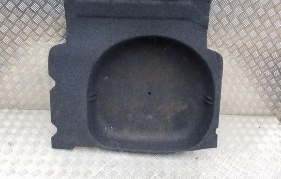 BMW 5 E60 E61 Spare wheel section trim 7137462