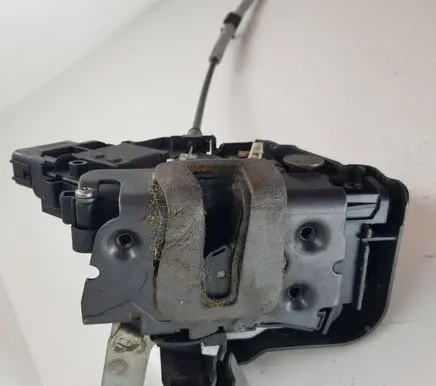 Ford S-MAX Front door lock 6M2AR21812AB