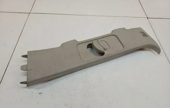 Renault Laguna III (B) pillar trim (top) 140008477