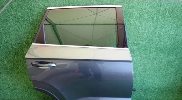 Skoda Karoq Rear door 