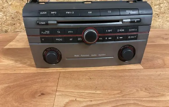 Mazda 3 I Radio/CD/DVD/GPS head unit BR2B66AR0 06E1B0799698 14794008