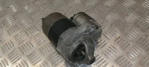 Nissan Primera Starter motor 233009F661 D7E31