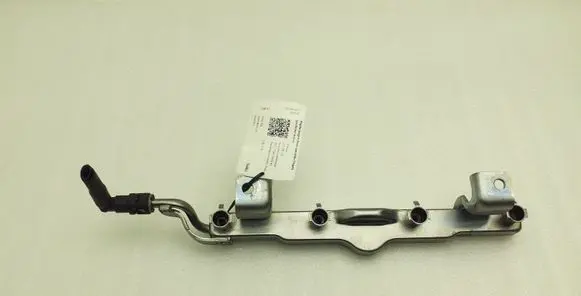 Mazda 3 II Fuel main line pipe