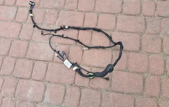 Opel Insignia B EUR ISO radio connector 39195585