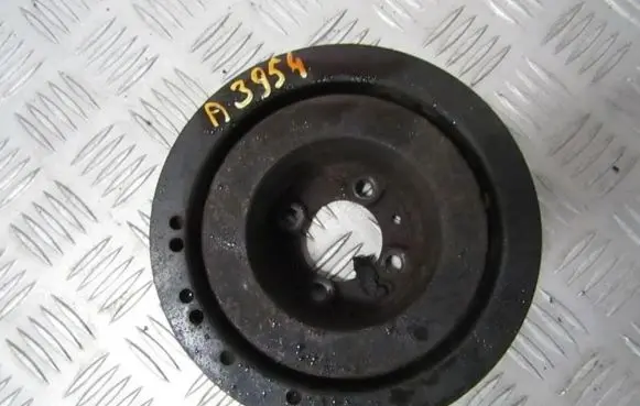 Mitsubishi Space Runner Crankshaft pulley