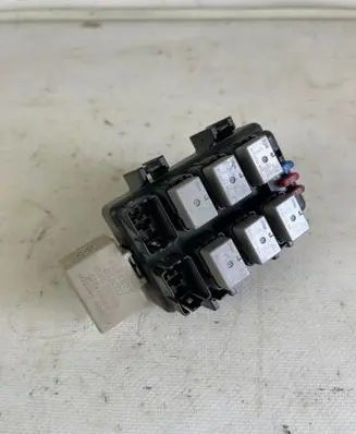 Subaru Impreza III Hazard warning light relay 86111ag010 0949009990