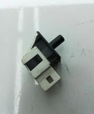 Mercedes-Benz E W211 Rear door sensor 2028209410