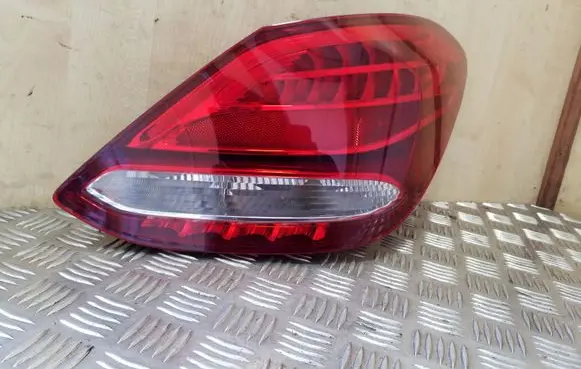 Mercedes-Benz C W205 Rear/tail lights A2059061257