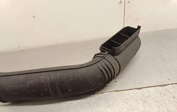 KIA Ceed Air intake hose/pipe 28210F2000 28210G3000 28211F2000