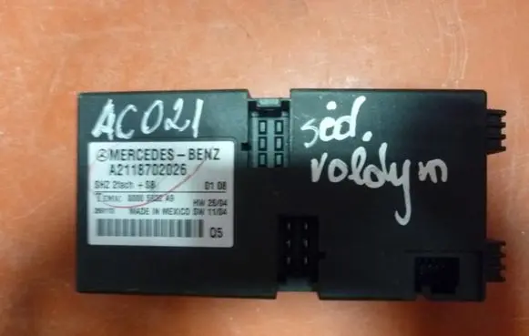 Mercedes-Benz ML W164 Seat control module A2118702026 AC021