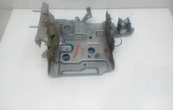 Battery box tray