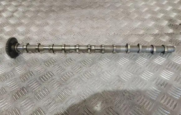 BMW 7 F01 F02 F03 F04 Camshaft 8509120 11318509120