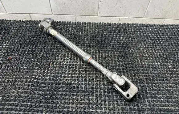 Dodge Durango III Steering column universal joint P05057539AD