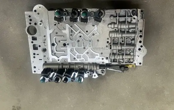 Mercedes-Benz ML W164 Transmission gearbox valve body 2202701306 111105