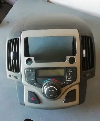 Hyundai i30 Climate control unit 972502R660