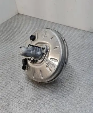 Mercedes-Benz CLA C117 X117 W117 Brake booster A246430