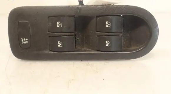 Renault Megane II Electric window control switch