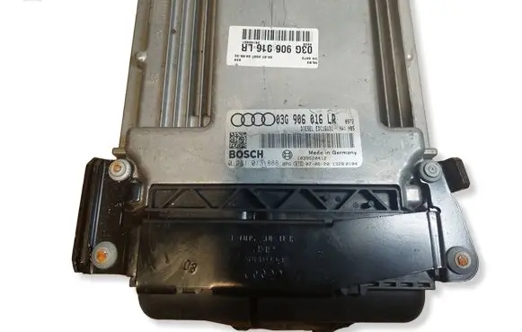 Audi A4 S4 B7 8E 8H Engine control unit/module ECU 0281013888 03G906016LR EDC16U31