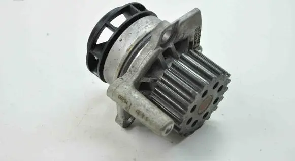 Volkswagen Amarok Water pump 03L121019